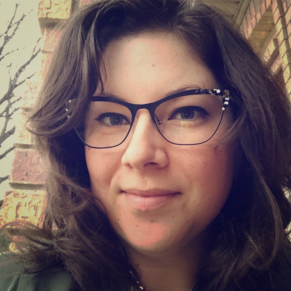 Meet your Posher, Emily